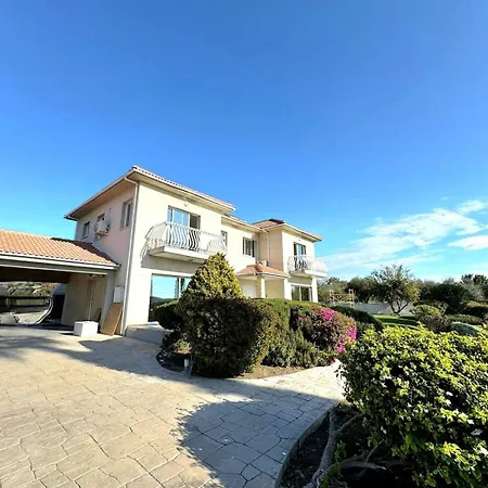 White Cove Villa, Limassol * Pyrgos