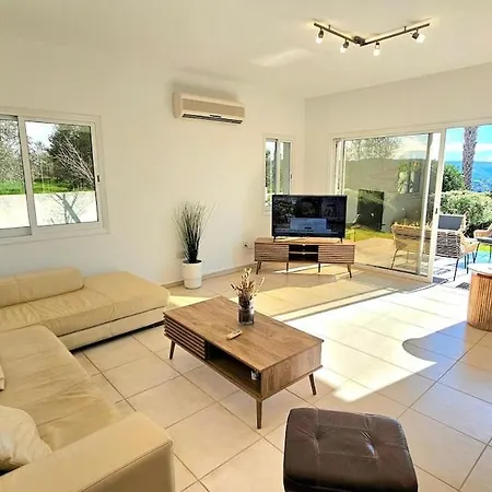 Villa White Cove Villa, Limassol *