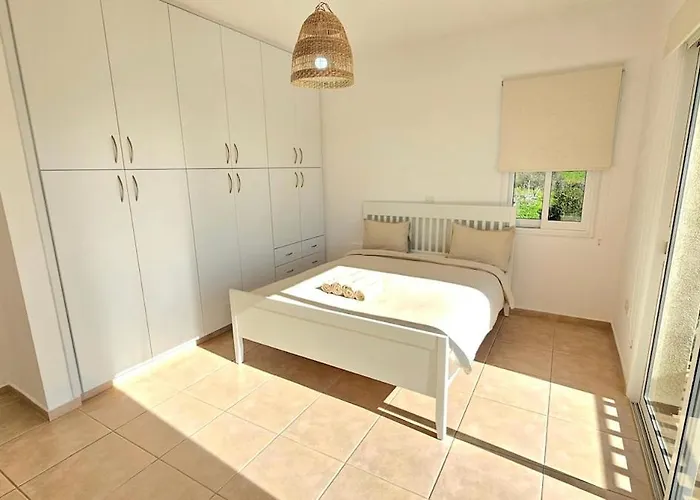 White Cove Villa, Limassol