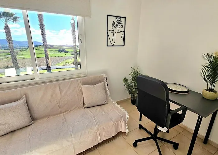 וילה White Cove Villa, Limassol