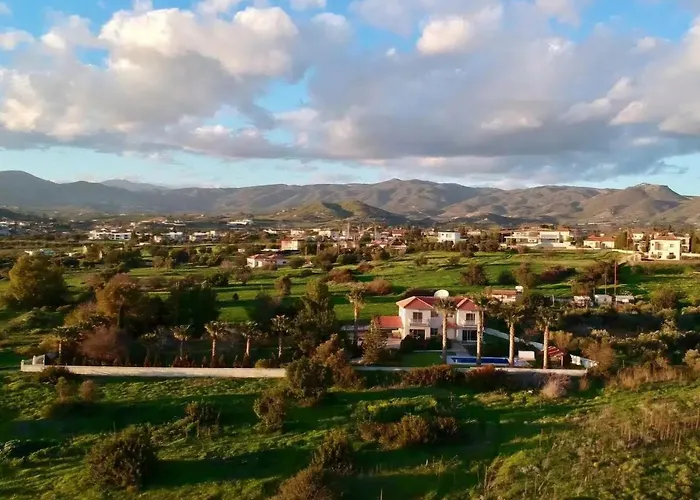 White Cove Villa, Limassol וילה *